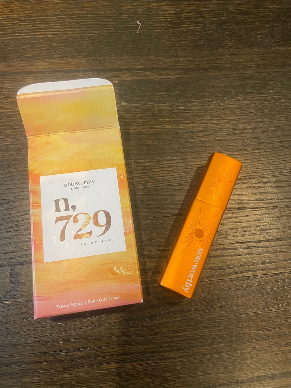 noteworthy n,729 Solar Muse - travel size - Picture 4 of 4